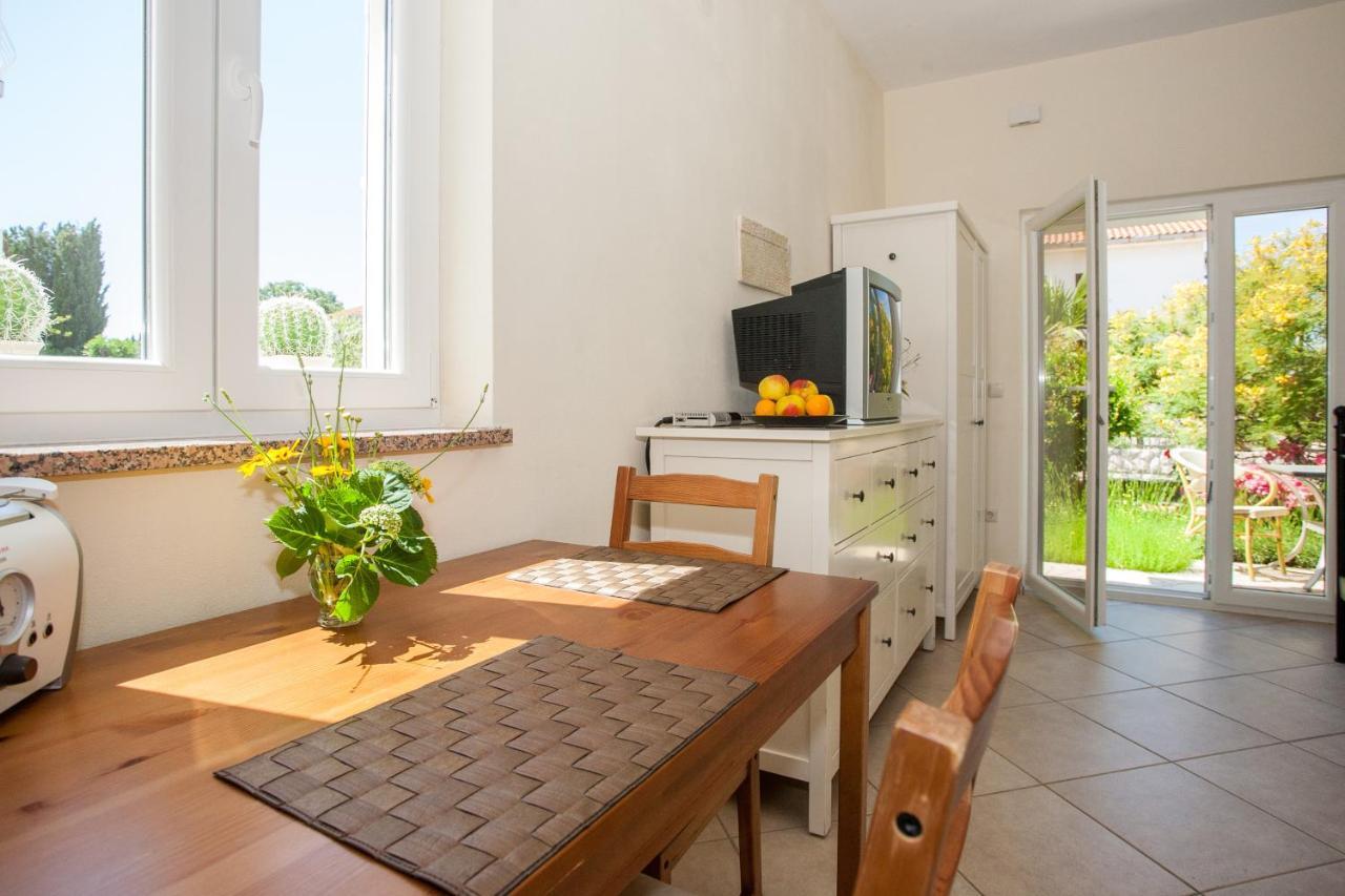 Matija Appartement Krk Town Buitenkant foto