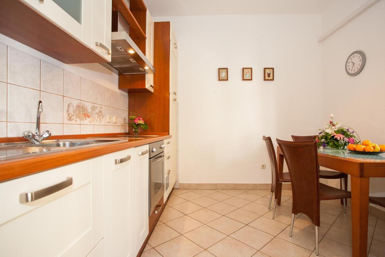 Matija Appartement Krk Town Buitenkant foto